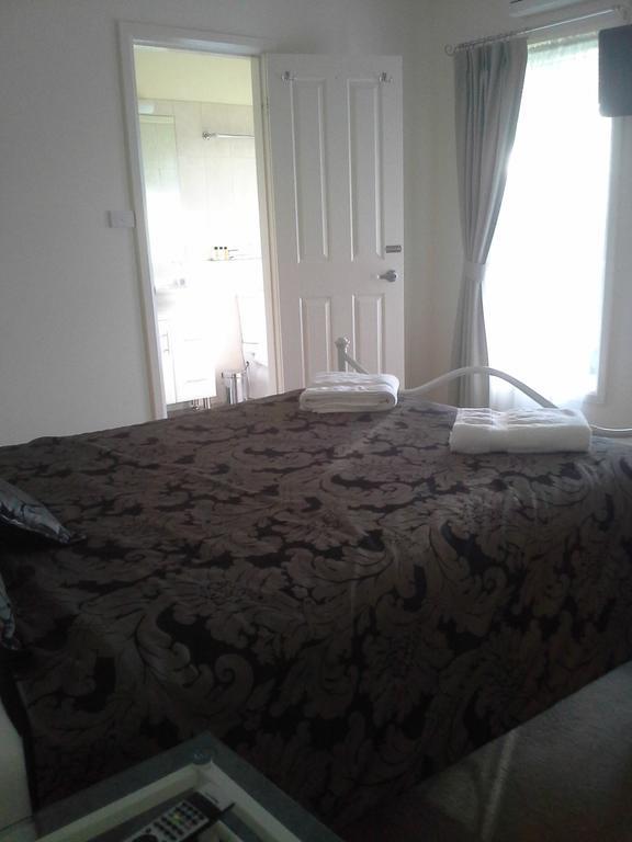 Gloucester On Avon Bed And Breakfast Phòng bức ảnh
