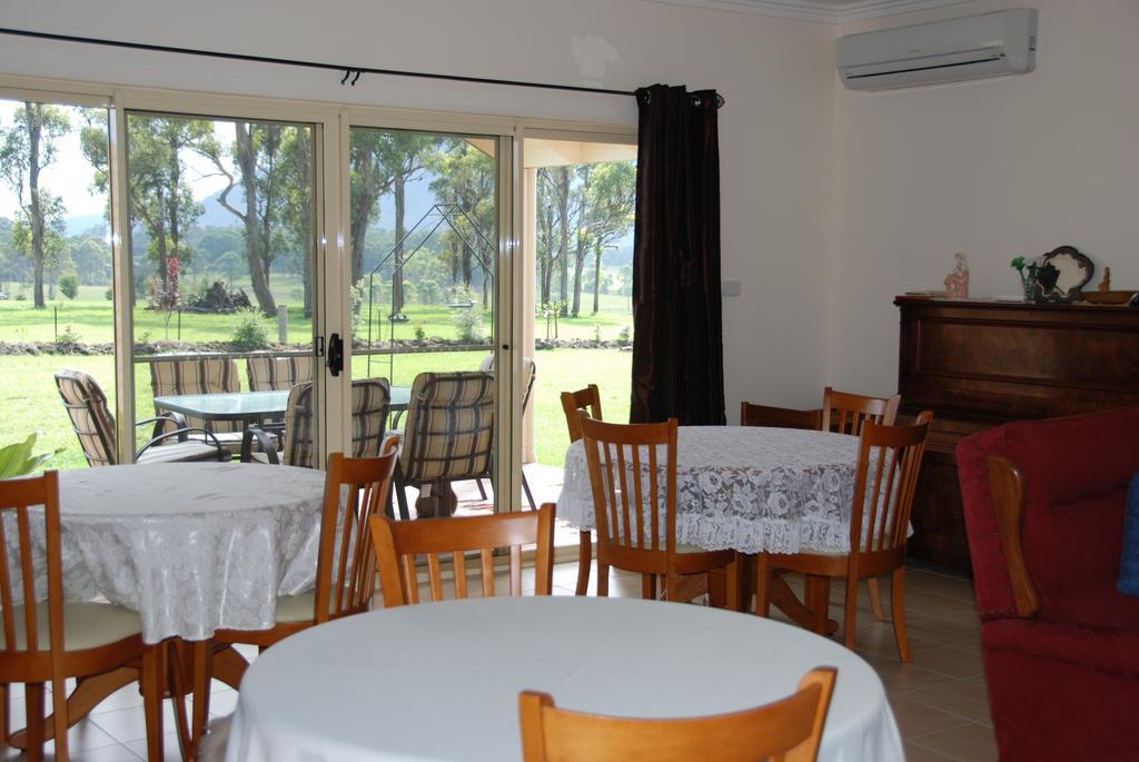 Gloucester On Avon Bed And Breakfast Ngoại thất bức ảnh